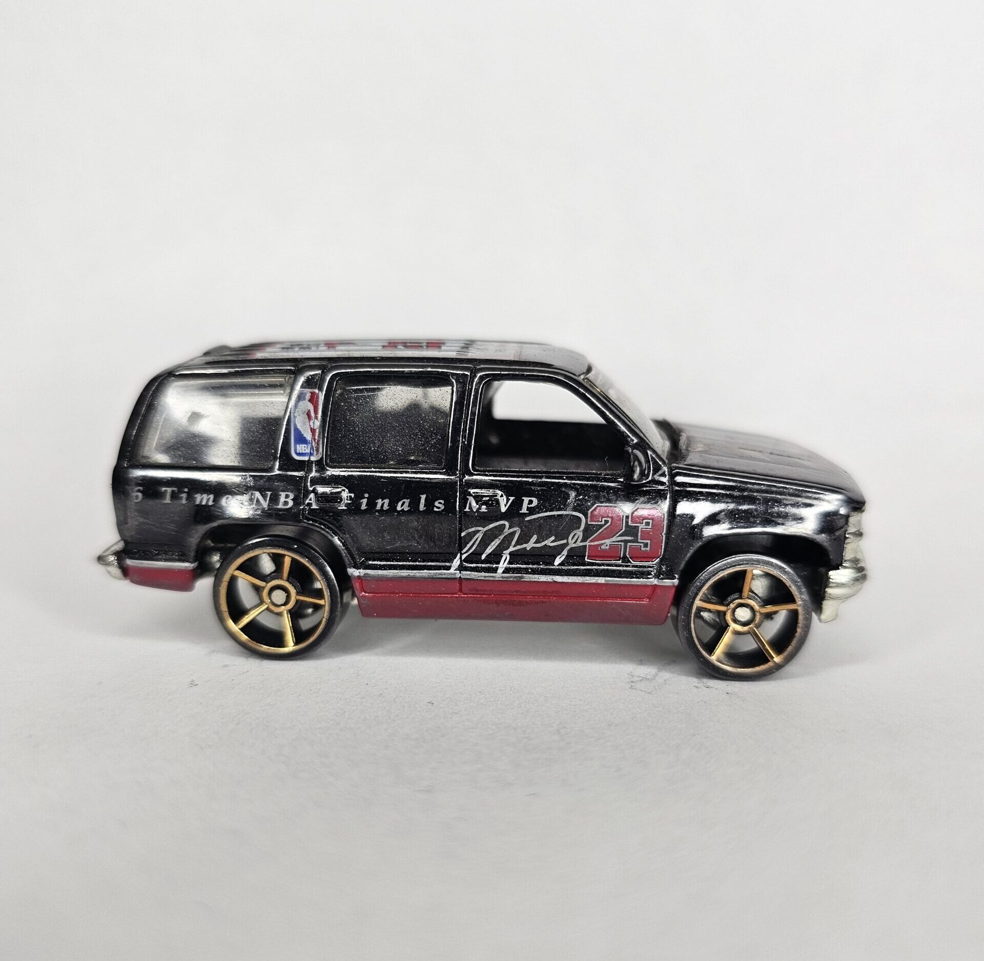 97' Chevy Tahoe Michael Jordan.